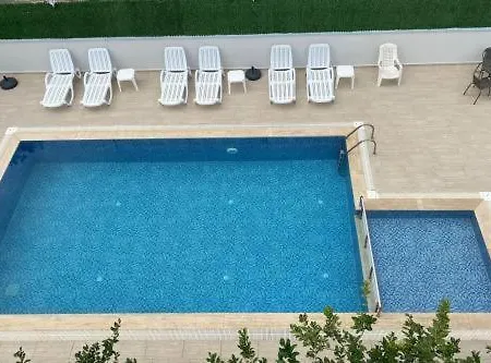 Maleyna Kemer